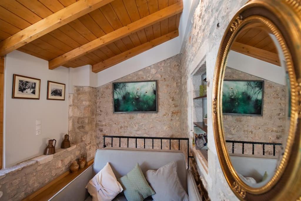 Вилла La Casa Di Bella A Tradional Stone House With Barbecue Karia  Экстерьер фото
