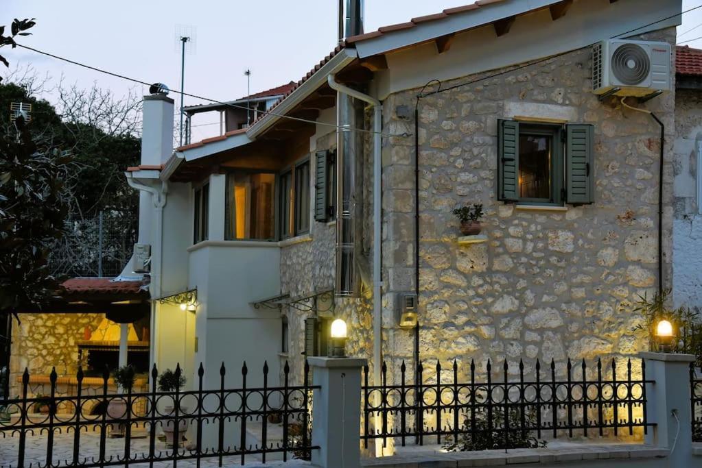 Вилла La Casa Di Bella A Tradional Stone House With Barbecue Karia  Экстерьер фото
