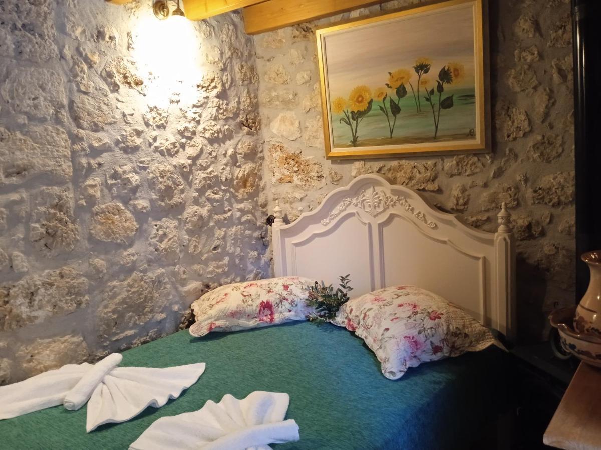 Вилла La Casa Di Bella A Tradional Stone House With Barbecue Karia  Экстерьер фото