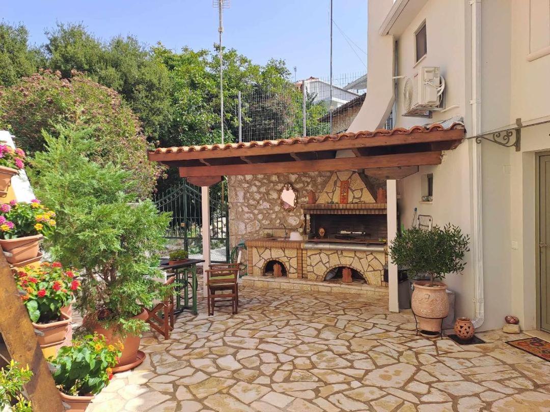Вилла La Casa Di Bella A Tradional Stone House With Barbecue Karia  Экстерьер фото